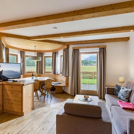 Karwendel Berglodge Daire Leutasch