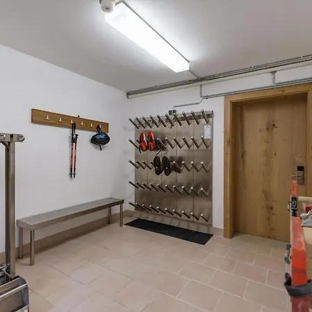 Karwendel Berglodge Apartment Leutasch