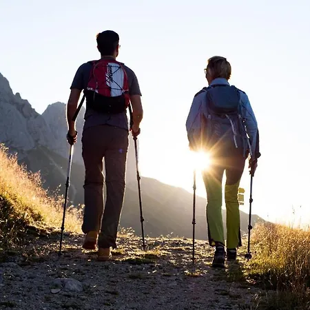 Karwendel Berglodge Appartement Leutasch